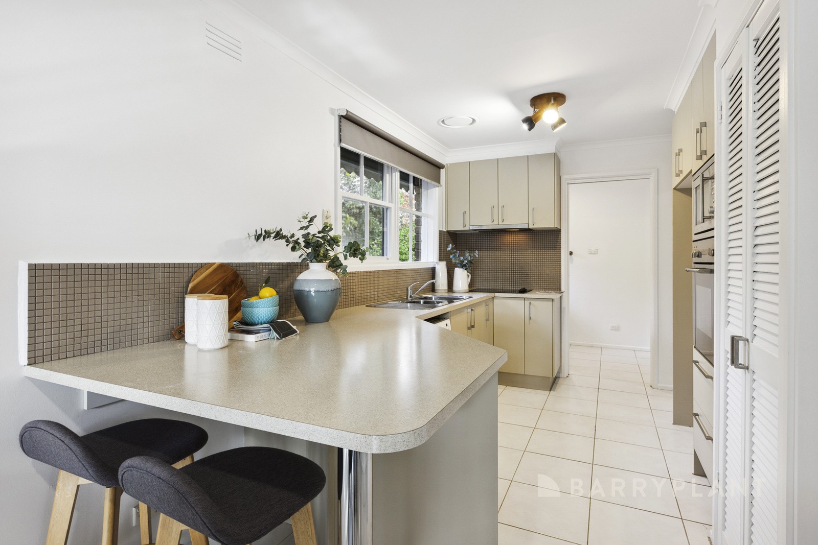 18 Jodi Avenue, Wheelers Hill, VIC 3150, Wheelers Hill - Thumbnail 4