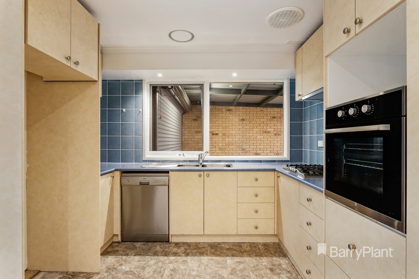 18 Kevin Court, Kilsyth, VIC 3137, Kilsyth - Thumbnail 3