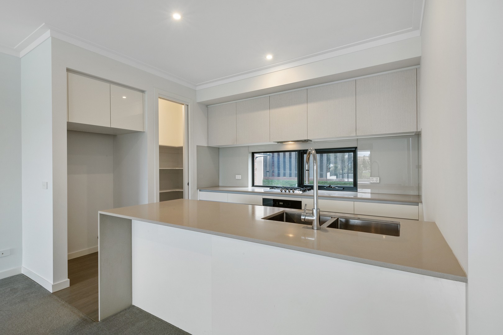 18 King Drive, Hillside, VIC 3037, Hillside - Thumbnail 5