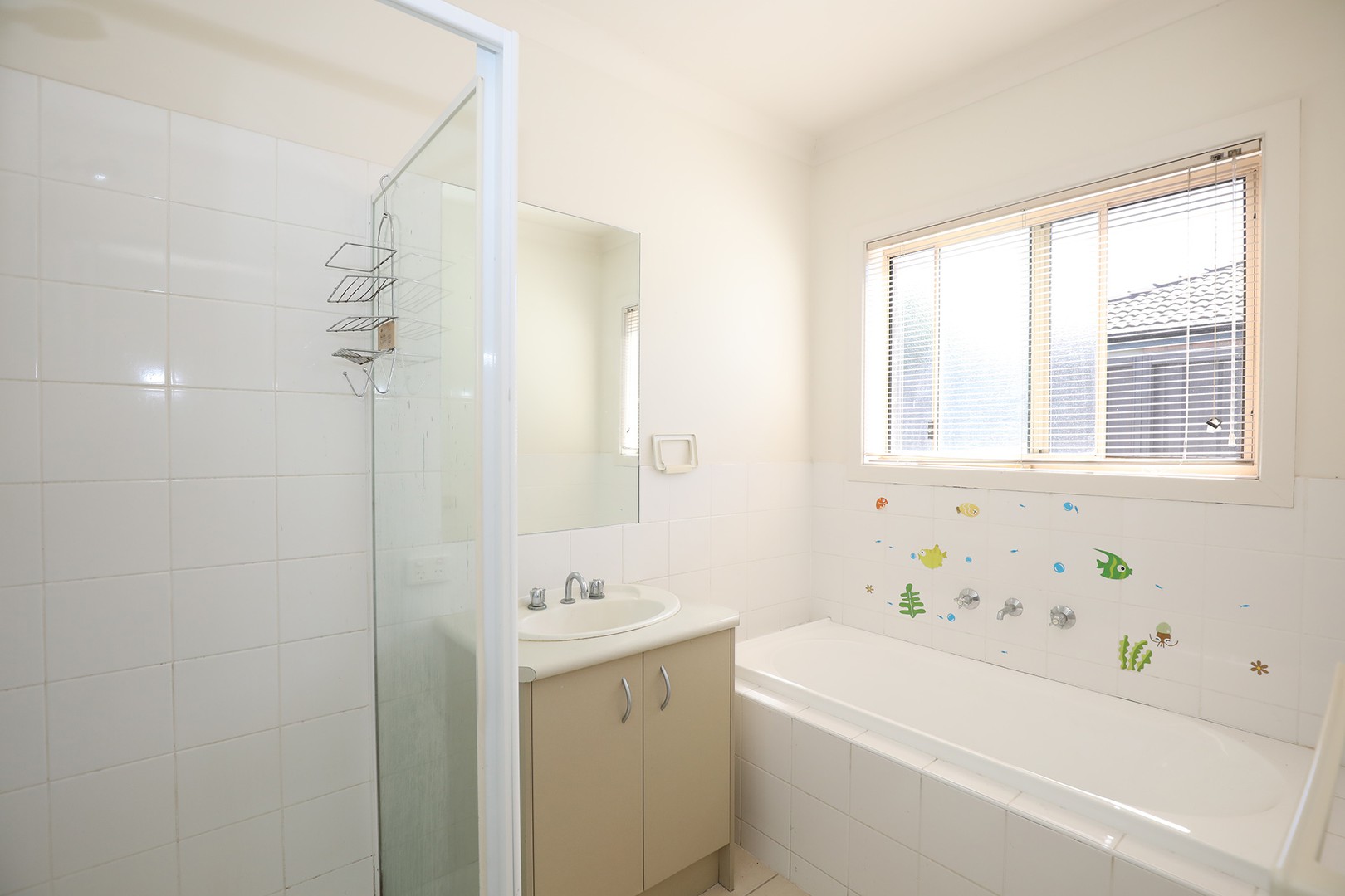 18 Kingsdale Crescent, Pakenham, VIC 3810, Pakenham - Thumbnail 6