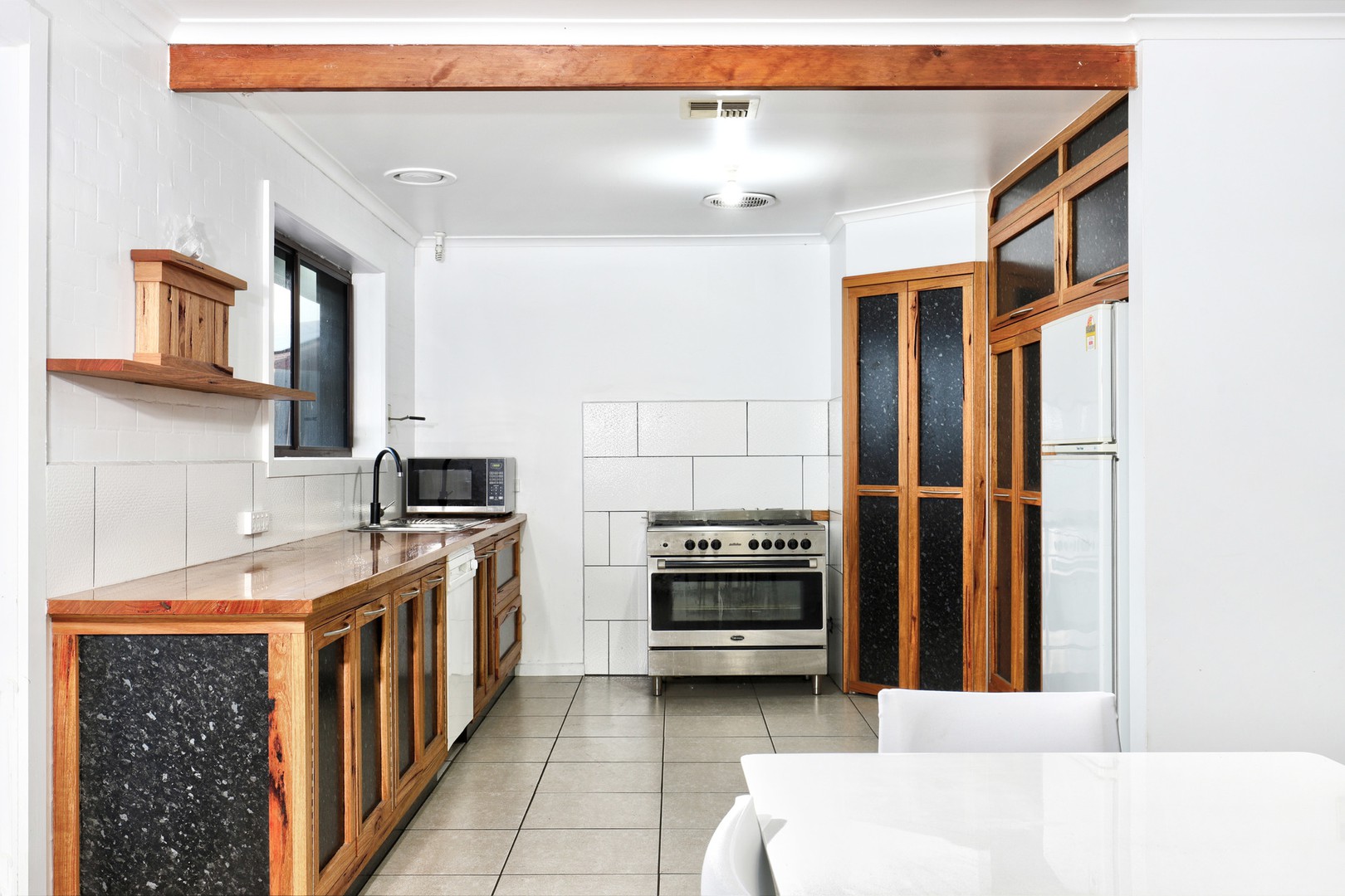 18 Kirkbride Way, Craigieburn, VIC 3064 - Thumbnail 2 - 12/11/2021