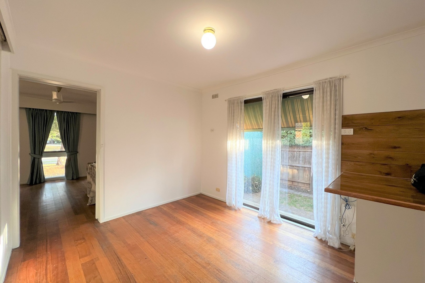 18 Kurrajong Crescent, Melton South, VIC 3338, Melton South - Thumbnail 3