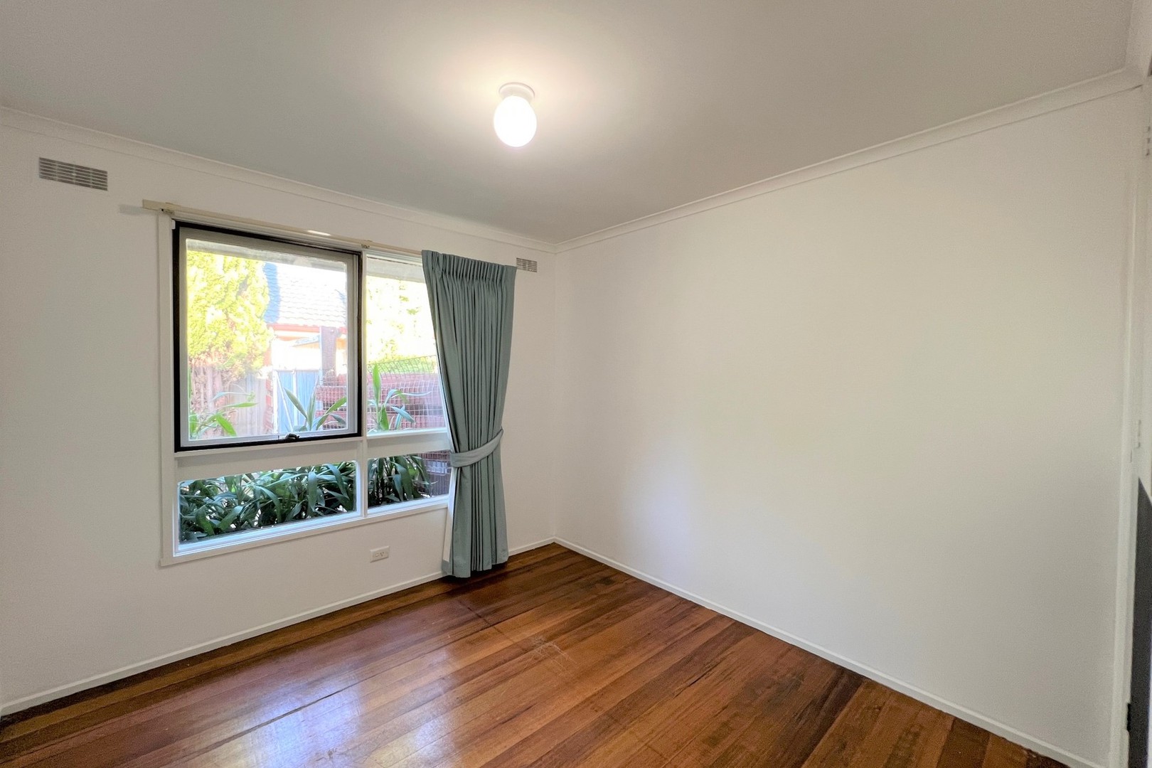 18 Kurrajong Crescent, Melton South, VIC 3338, Melton South - Thumbnail 7