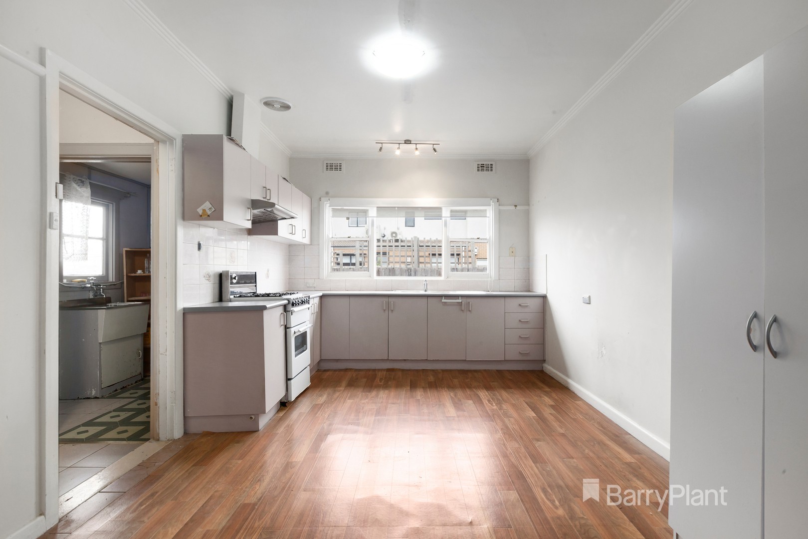 18 Landy Street, Reservoir, VIC 3073, Reservoir - Thumbnail 4