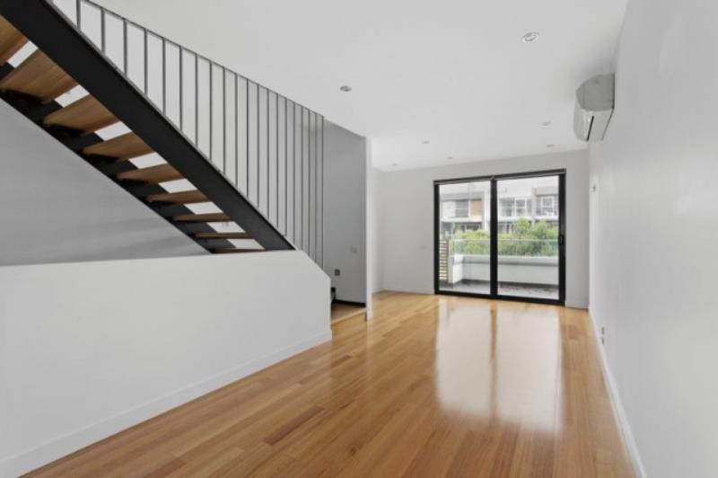 18 Leven Avenue, Docklands, VIC 3008, Docklands - Thumbnail 2