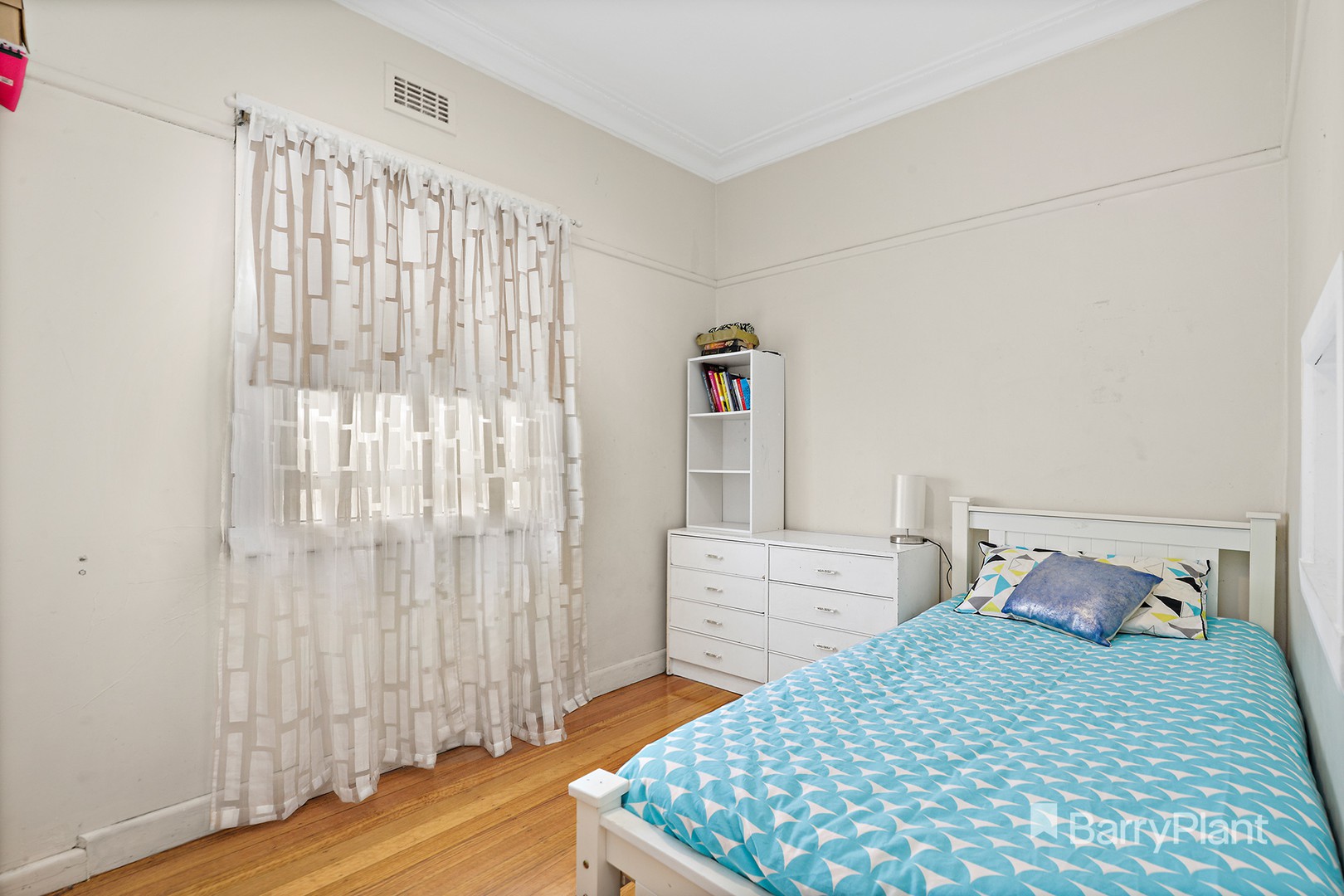 18 Lewis Street, Glenroy, VIC 3046, Glenroy - Thumbnail 7