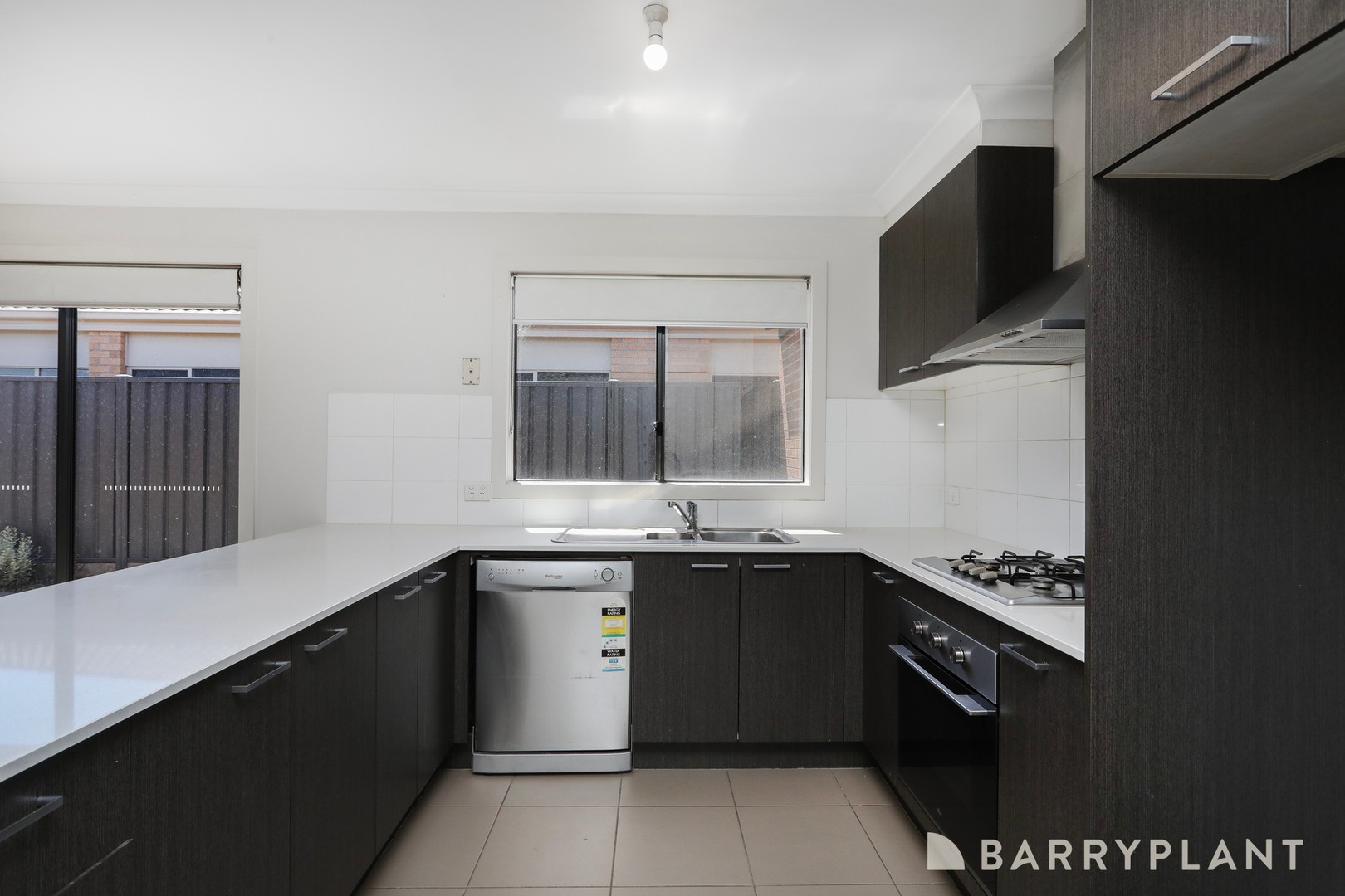 18 Longfield Way, Deer Park, VIC 3023, Deer Park - Thumbnail 5
