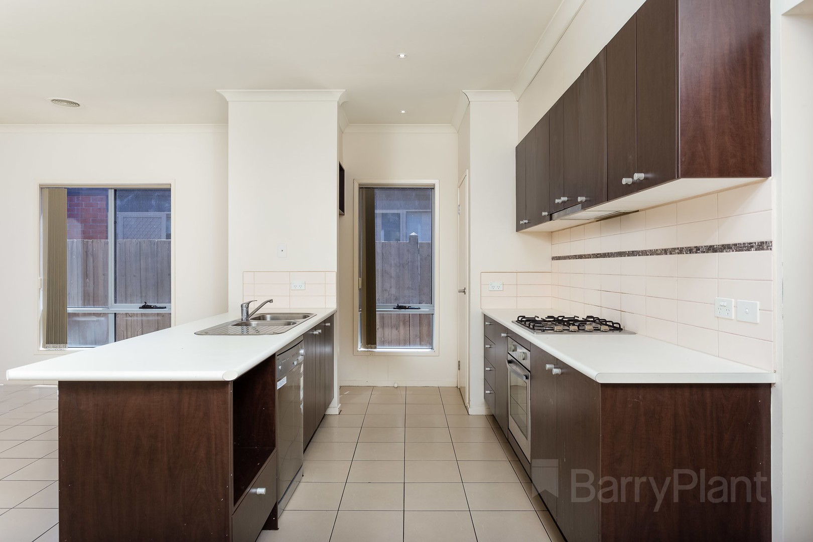 18 Loon Drive, Williams Landing, VIC 3027, Williams Landing - Thumbnail 3