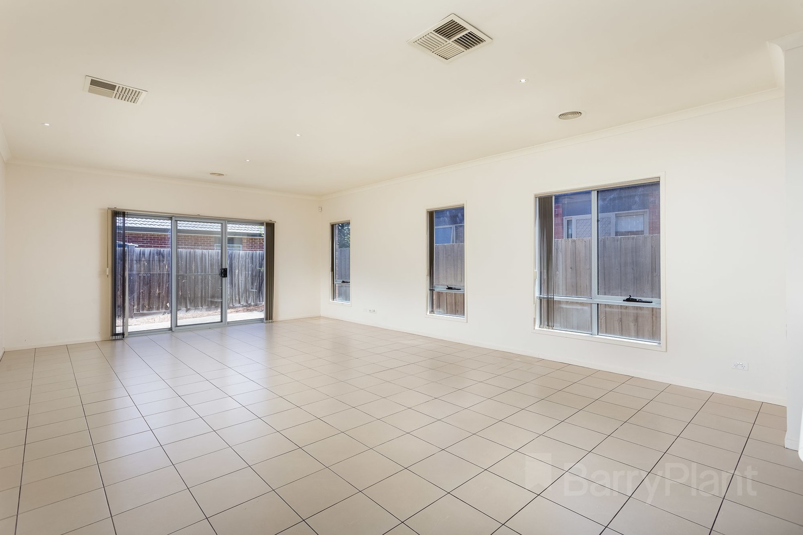 18 Loon Drive, Williams Landing, VIC 3027, Williams Landing - Thumbnail 5