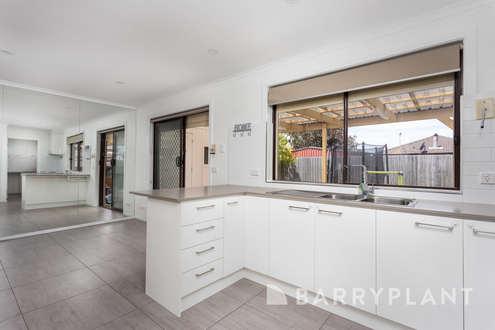18 Loretta Court, Seabrook, VIC 3028, Seabrook - Thumbnail 2