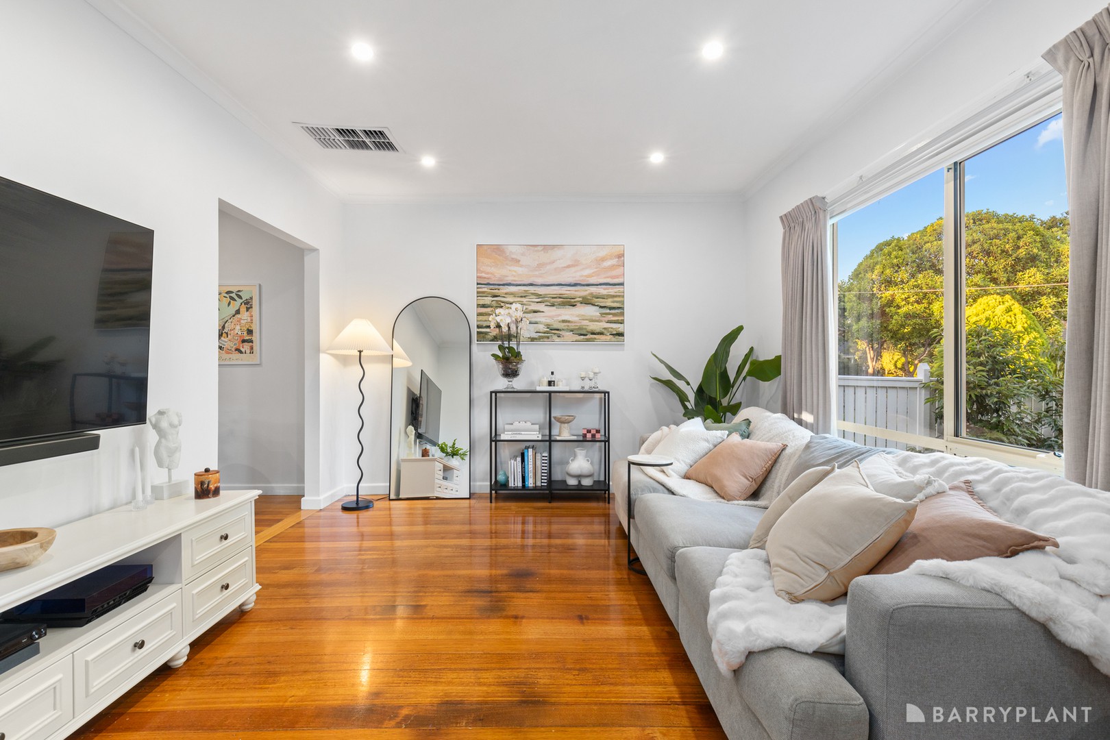 18 Lorienne Street, Heathmont, VIC 3135, Heathmont - Thumbnail 3