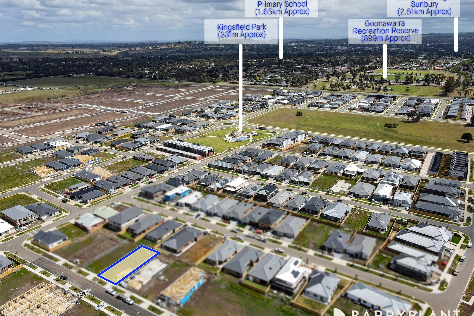 18 Machine Street, Sunbury, VIC 3429 - Thumbnail 2 - 12/10/2023