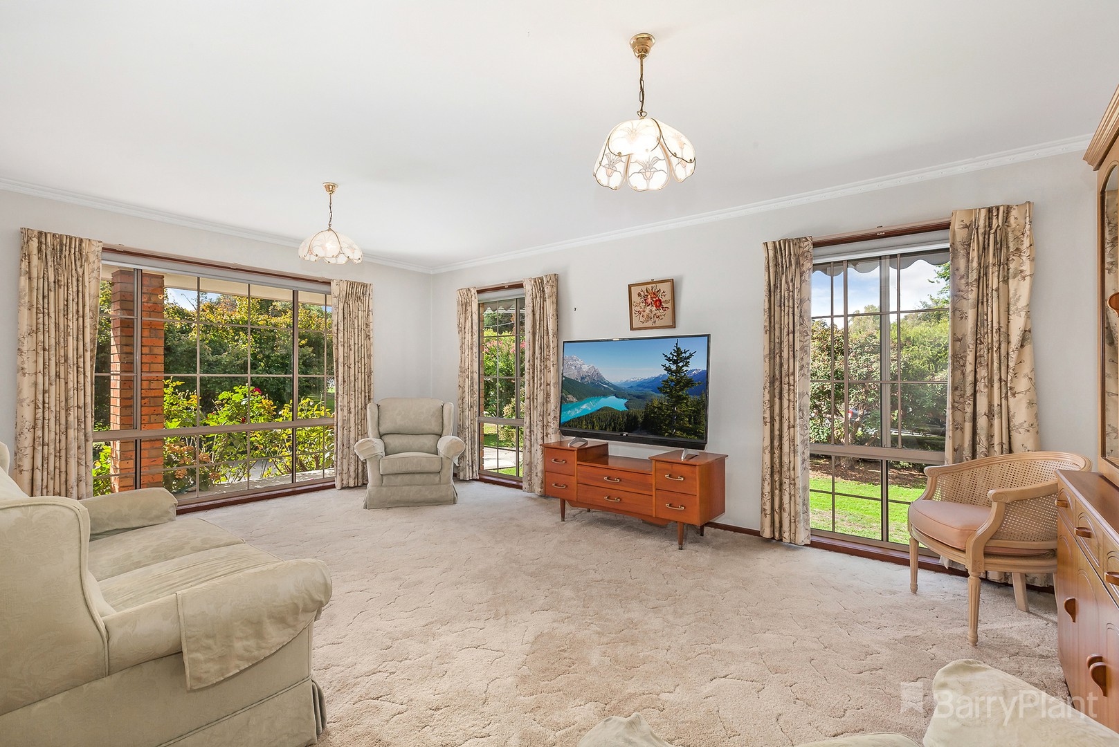 8 Griffin Close, THORNTON NSW 2322, Thornton - Thumbnail 3
