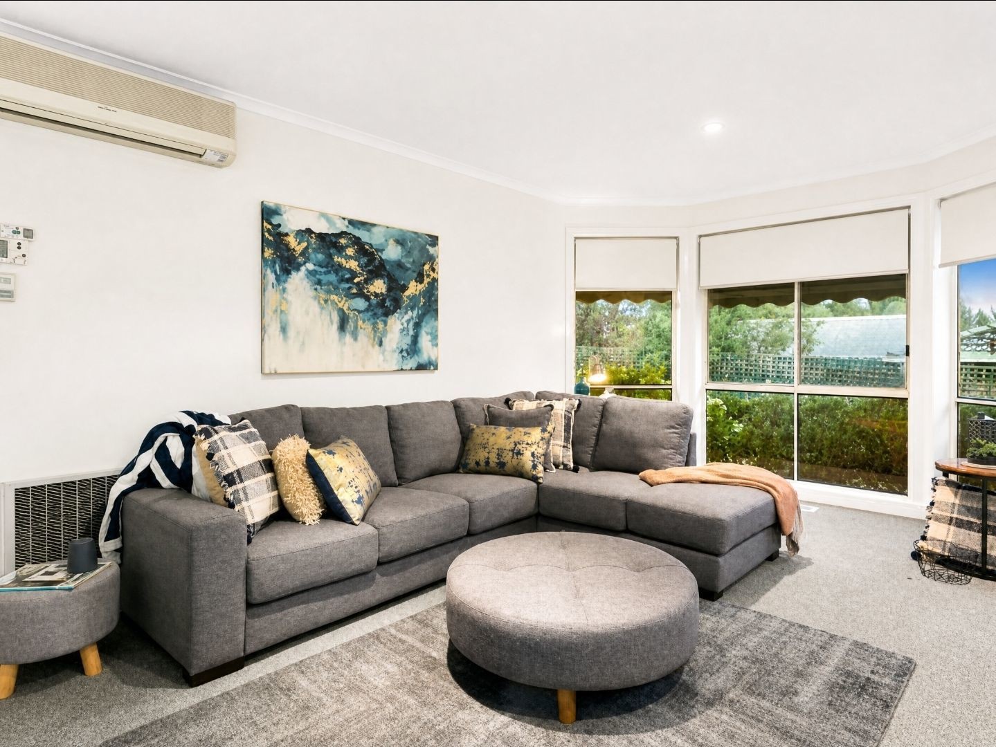 18 Manifold Court, Croydon South, VIC 3136 - Thumbnail 2 - 04/08/2026