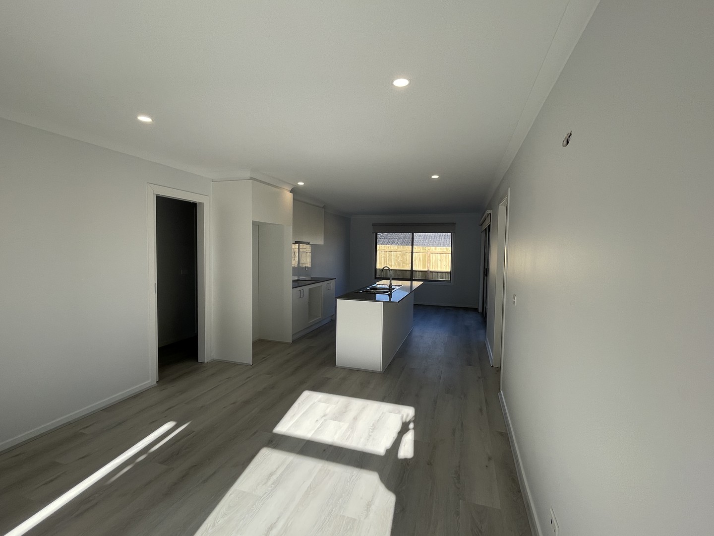 18 Market Lane, Wallan, VIC 3756, Wallan - Thumbnail 2