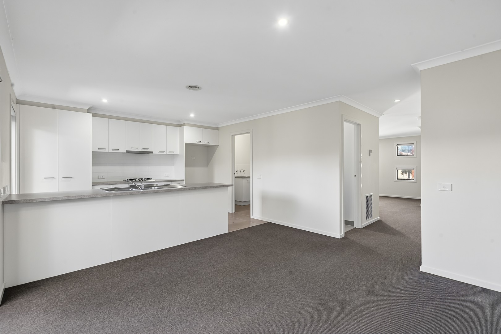 18 Marot Way, Mernda, VIC 3754 - Thumbnail 2 - 20/07/2026