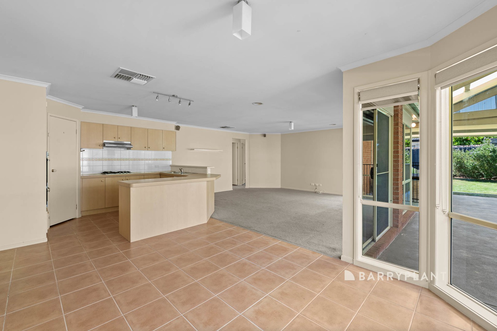 18 Mccartney Drive, Narre Warren South, VIC 3805, Narre Warren South - Thumbnail 6