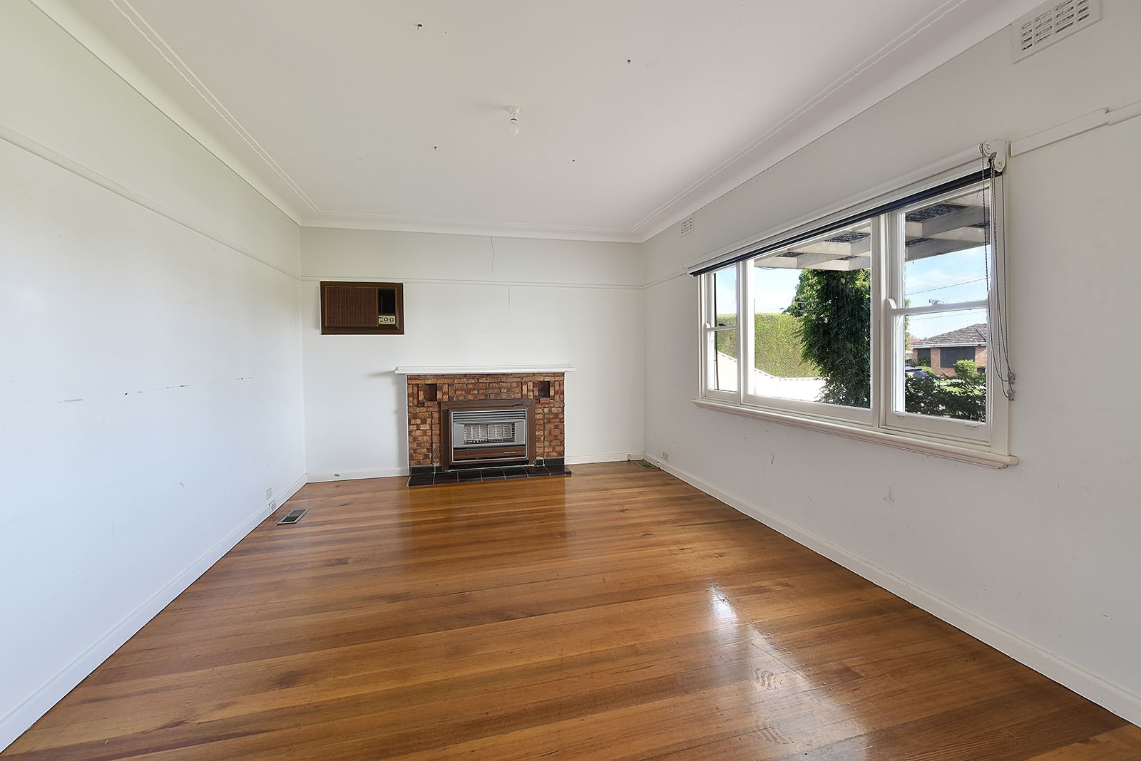 18 Mccasker Avenue, Reservoir, VIC 3073, Reservoir - Thumbnail 3