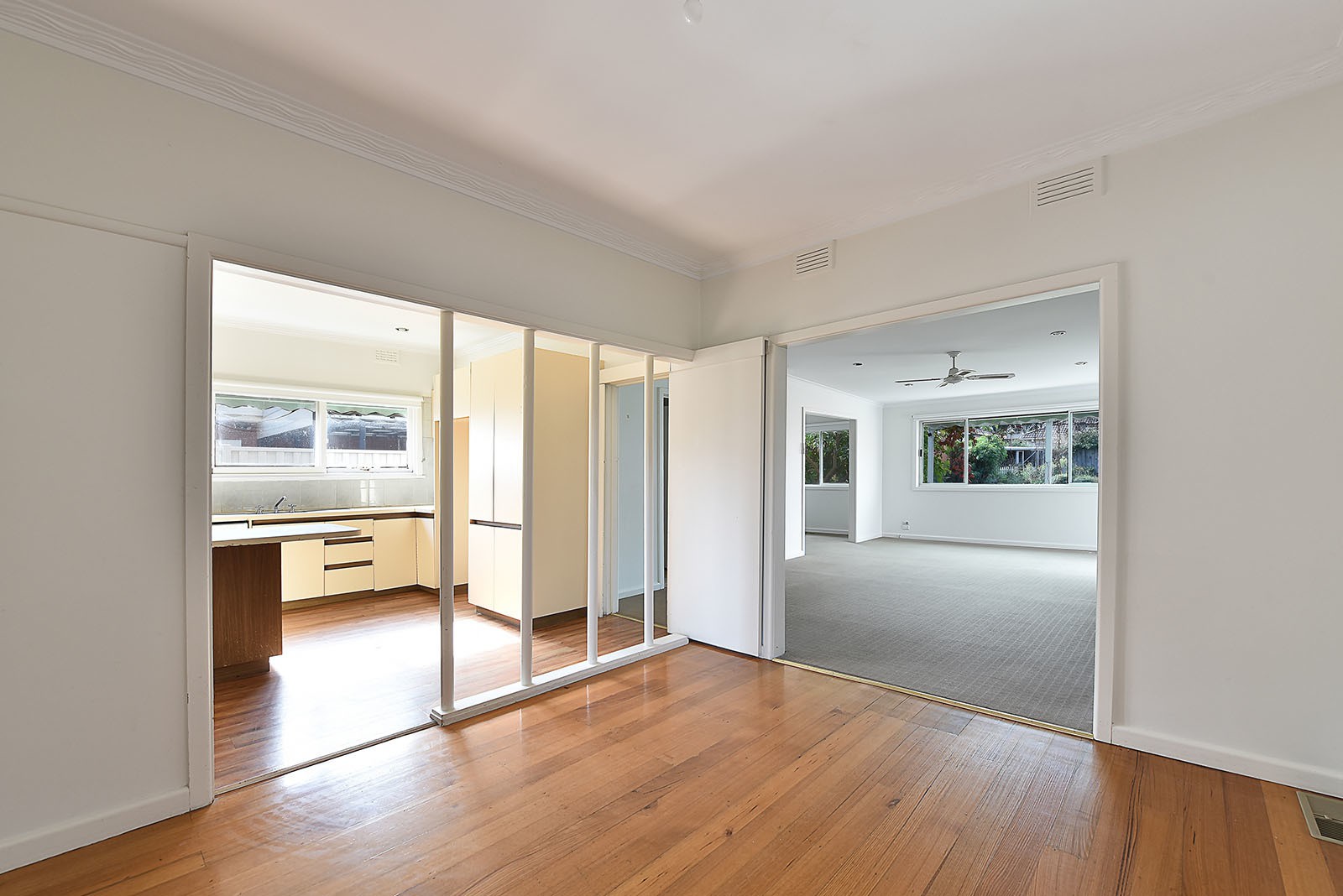 18 Mccasker Avenue, Reservoir, VIC 3073, Reservoir - Thumbnail 5