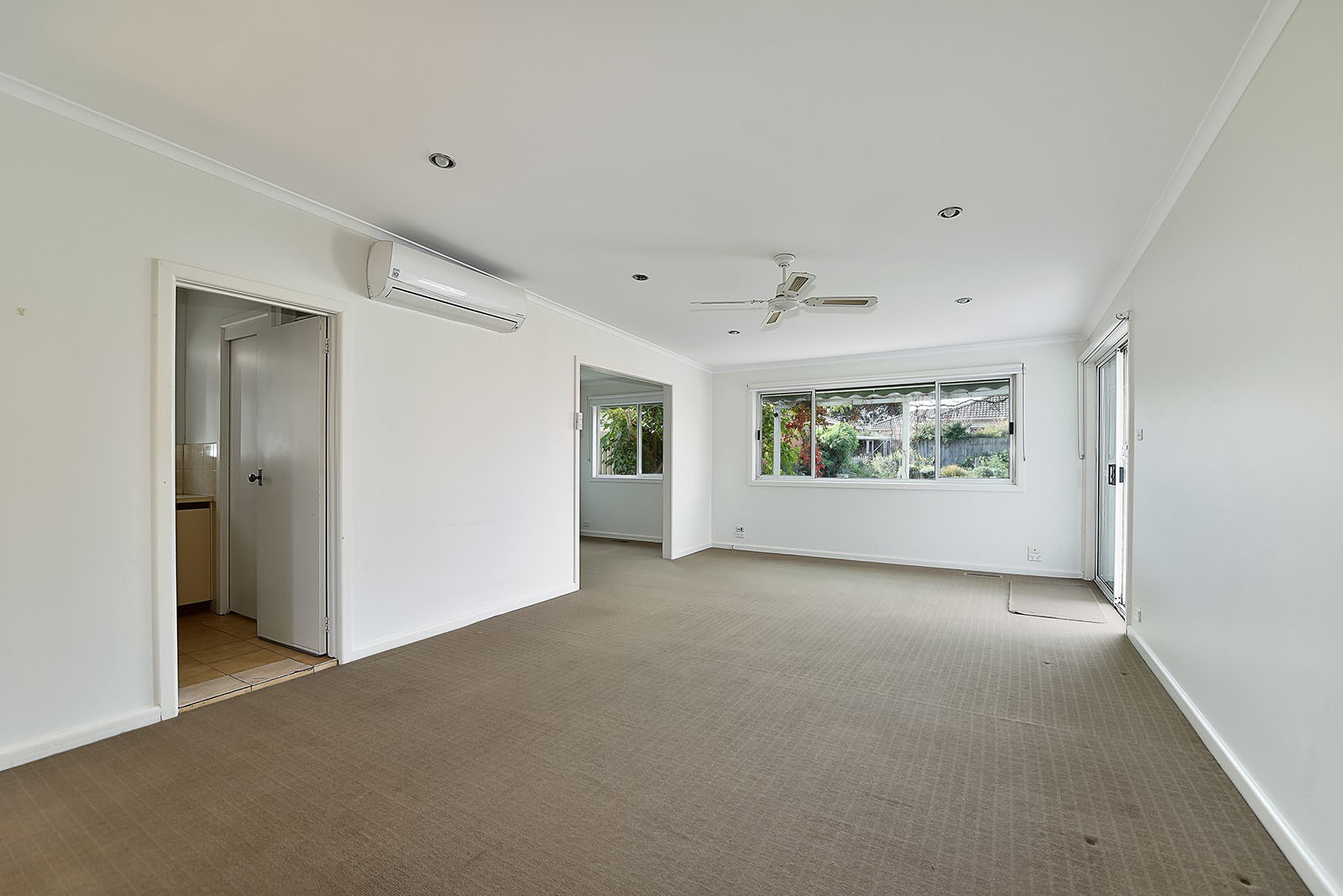 18 Mccasker Avenue, Reservoir, VIC 3073, Reservoir - Thumbnail 6