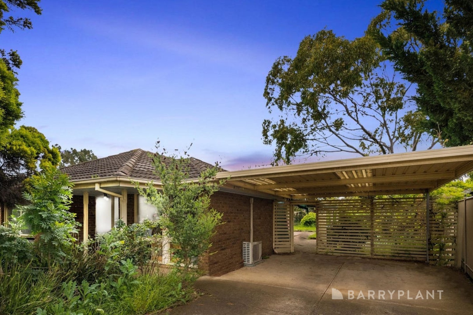 18 Mckellar Avenue, Hoppers Crossing, VIC 3029, Hoppers Crossing - Thumbnail 2