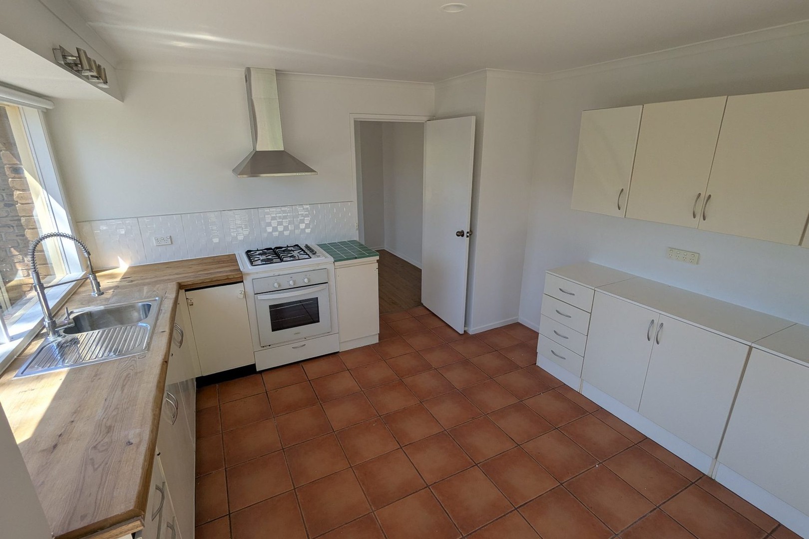 18 Mckellar Avenue, Hoppers Crossing, VIC 3029, Hoppers Crossing - Thumbnail 6
