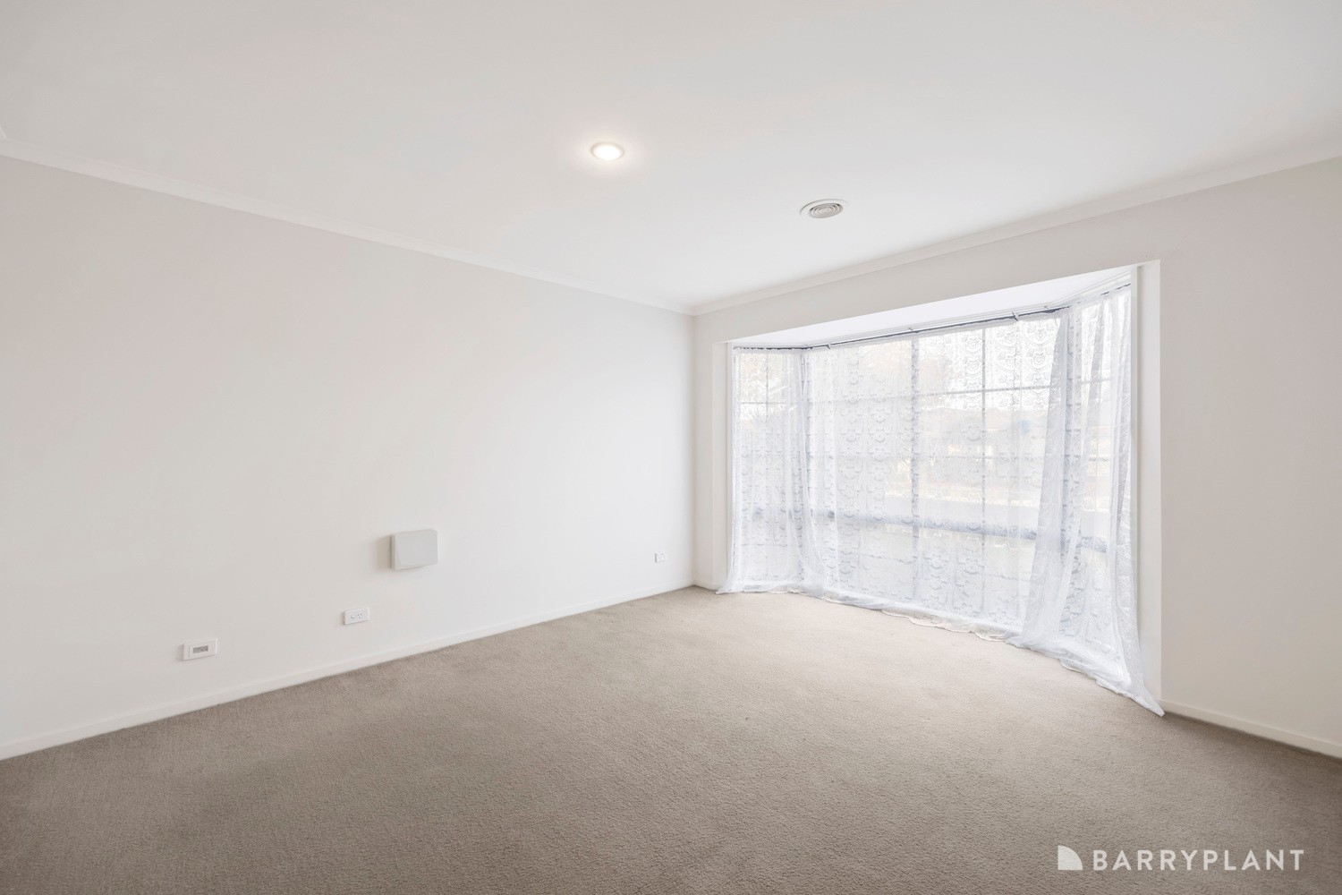 18 Mcquillan Way, Burnside, VIC 3023, Burnside - Thumbnail 6