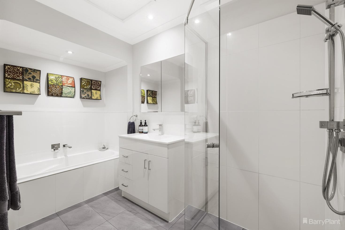 18 Melville Drive, Greensborough, VIC 3088, Greensborough - Thumbnail 7