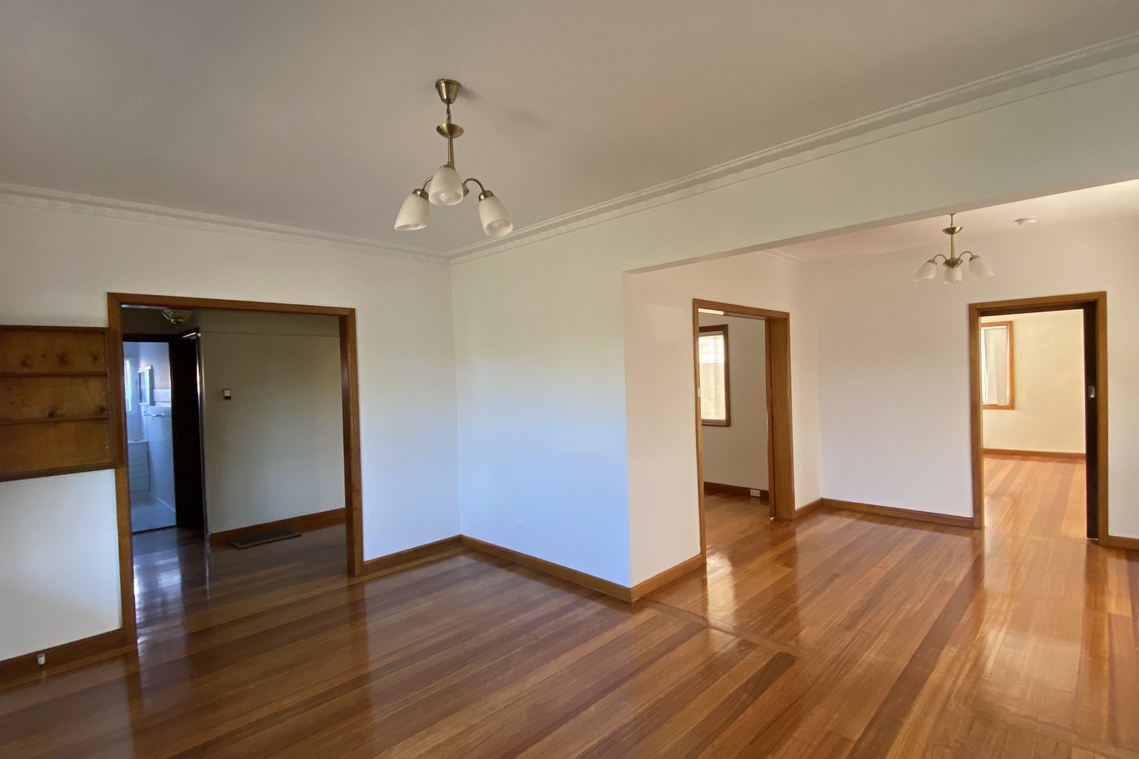 18 Merrilands Road, Reservoir, VIC 3073, Reservoir - Thumbnail 2
