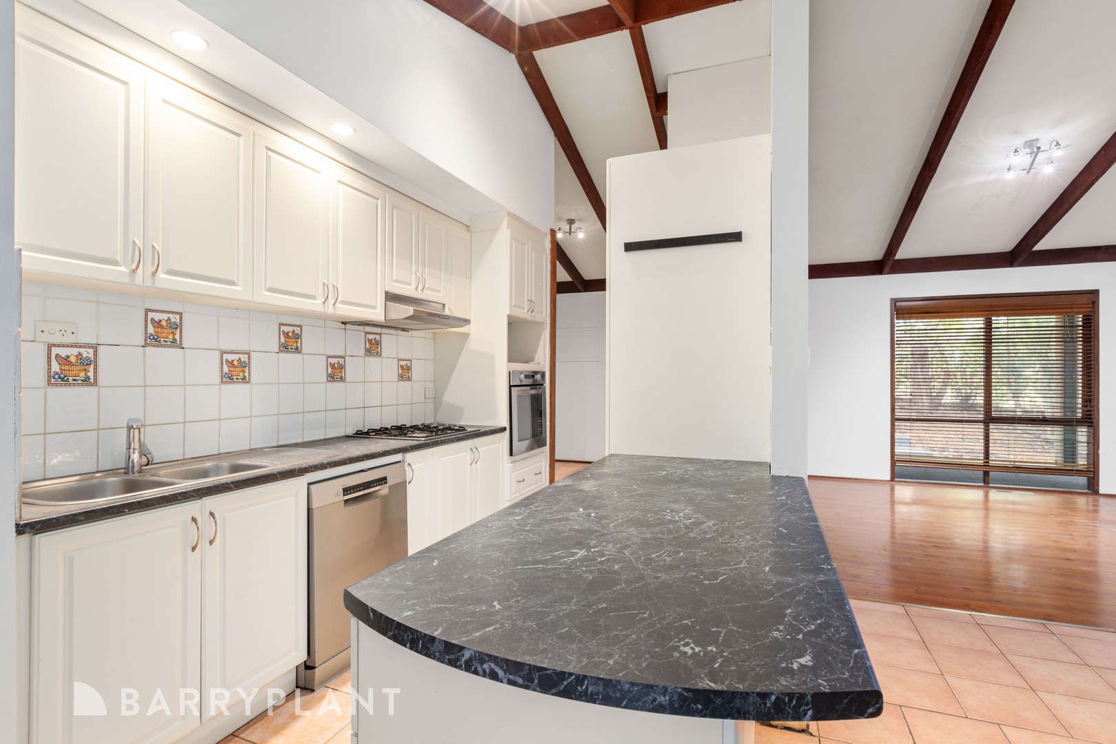 18 Mia Mia Road, Broadford, VIC 3658, Broadford - Thumbnail 7