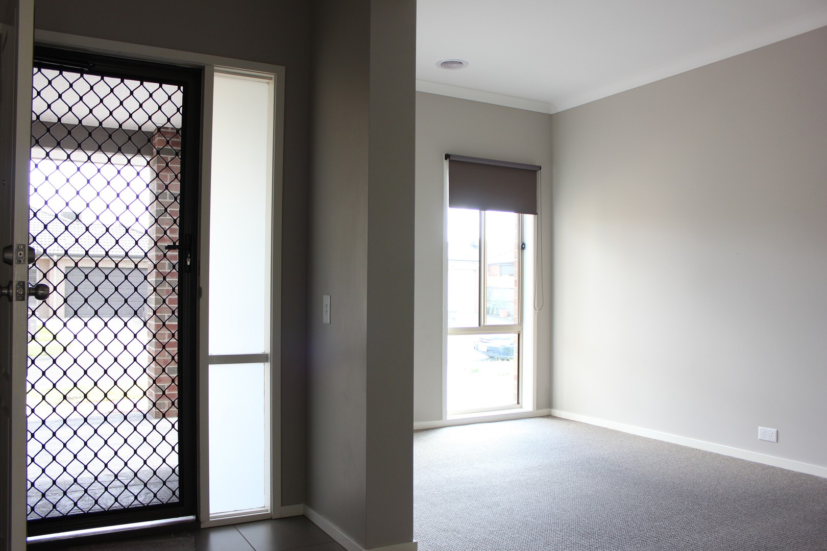 18 Minto Avenue, Epping, VIC 3076, Epping - Thumbnail 2