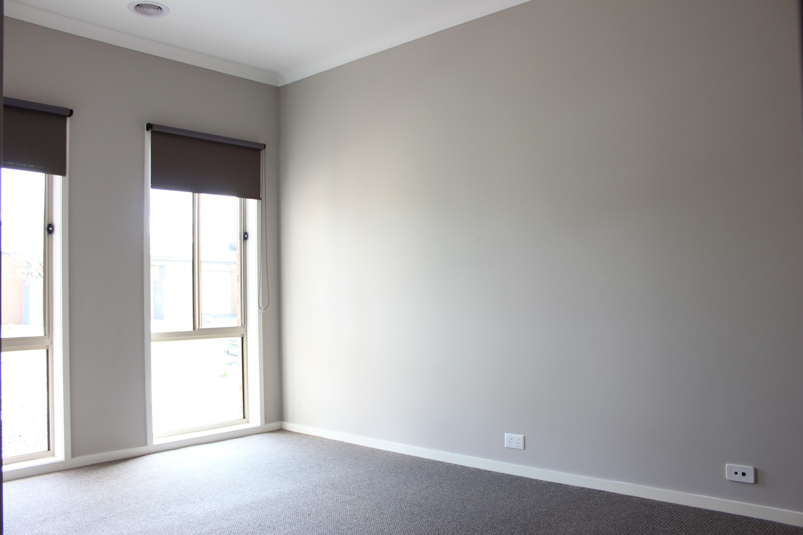 18 Minto Avenue, Epping, VIC 3076, Epping - Thumbnail 3