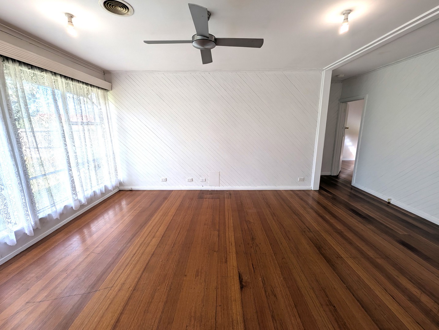 18 Neptune Avenue, Newcomb, VIC 3219, Newcomb - Thumbnail 4