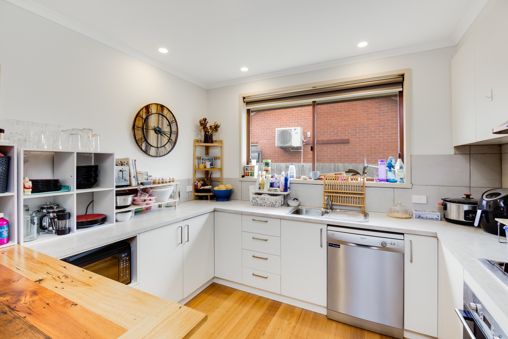 18 Neptune Avenue, Newcomb, VIC 3219, Newcomb - Thumbnail 2