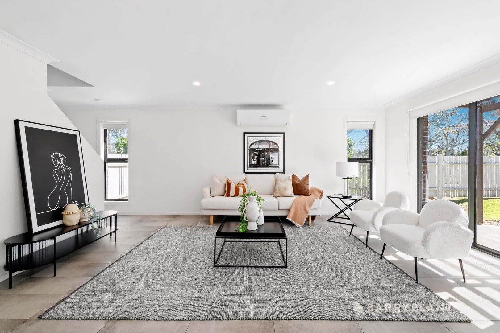 18 Nilgiri Lane, South Morang, VIC 3752 - Thumbnail 2 - 04/12/2025