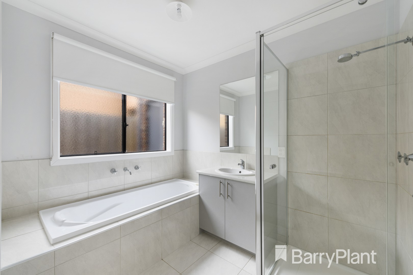 18 Oberon  Street, Point Cook, VIC 3030 - Thumbnail 1 - 22/12/2021