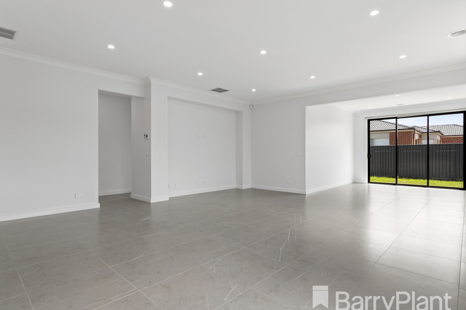 18 Offaly Street, Alfredton, VIC 3350, Alfredton - Thumbnail 4