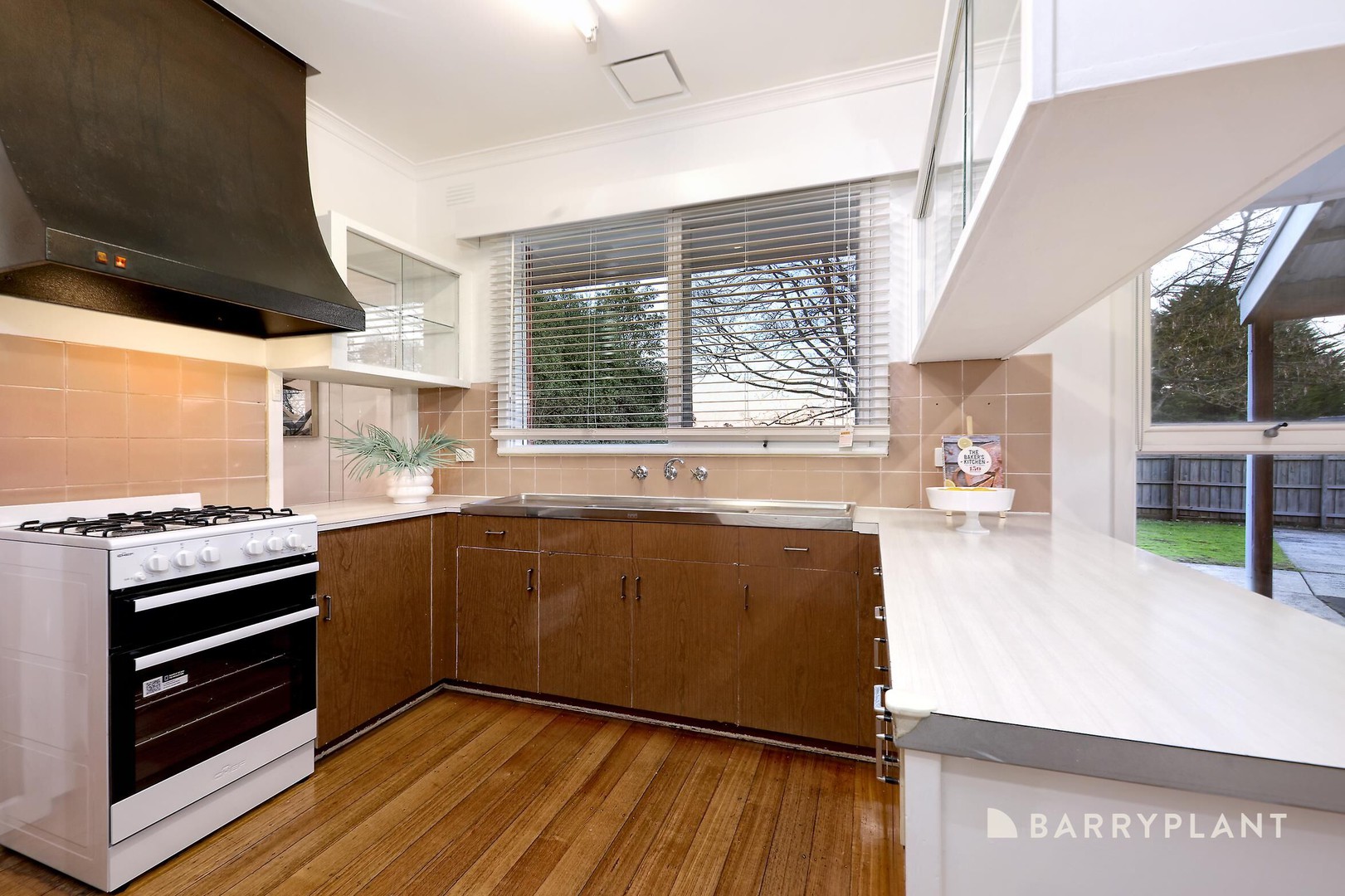 18 Old Gembrook Road, Emerald, VIC 3782, Emerald - Thumbnail 3