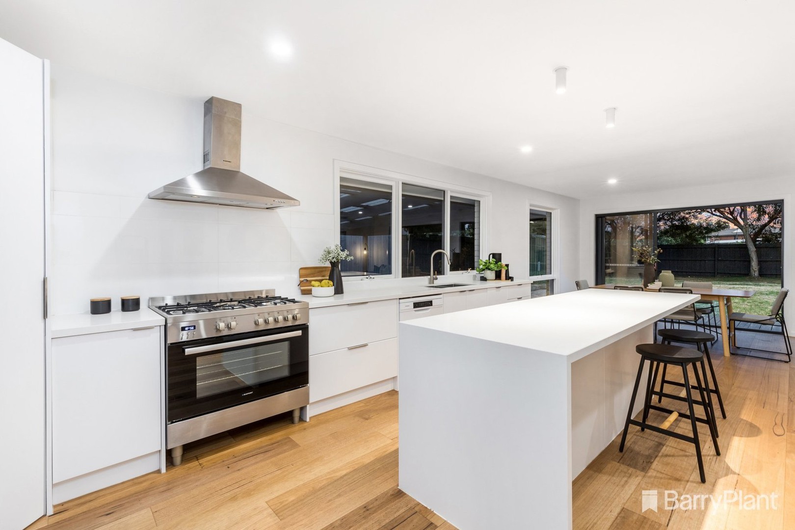 18 Paddington Avenue, Carrum Downs, VIC 3201, Carrum Downs - Thumbnail 4