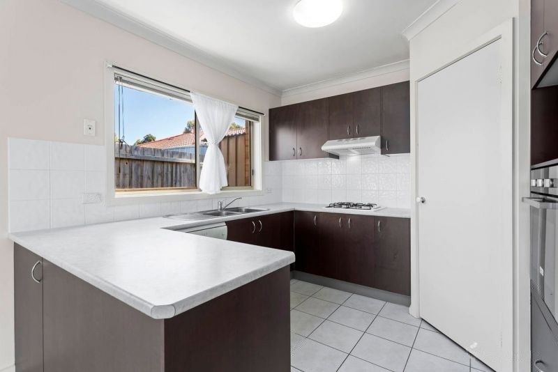 18 Panorama Drive, Hillside, VIC 3037, Hillside - Thumbnail 2