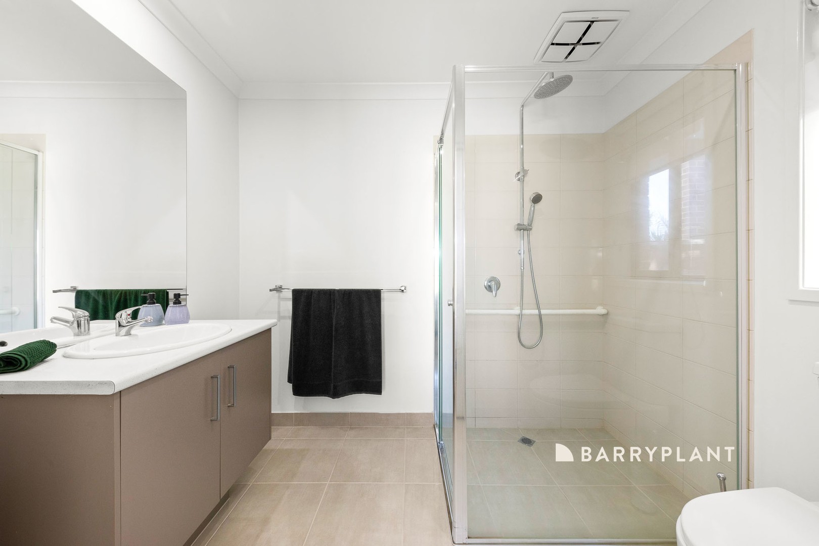 18 Penshurst Crescent, Officer, VIC 3809, Officer - Thumbnail 2