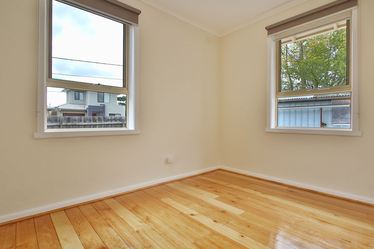 18 Perkins Avenue, Bellfield, VIC 3081 - Thumbnail 2 - 20/03/2026