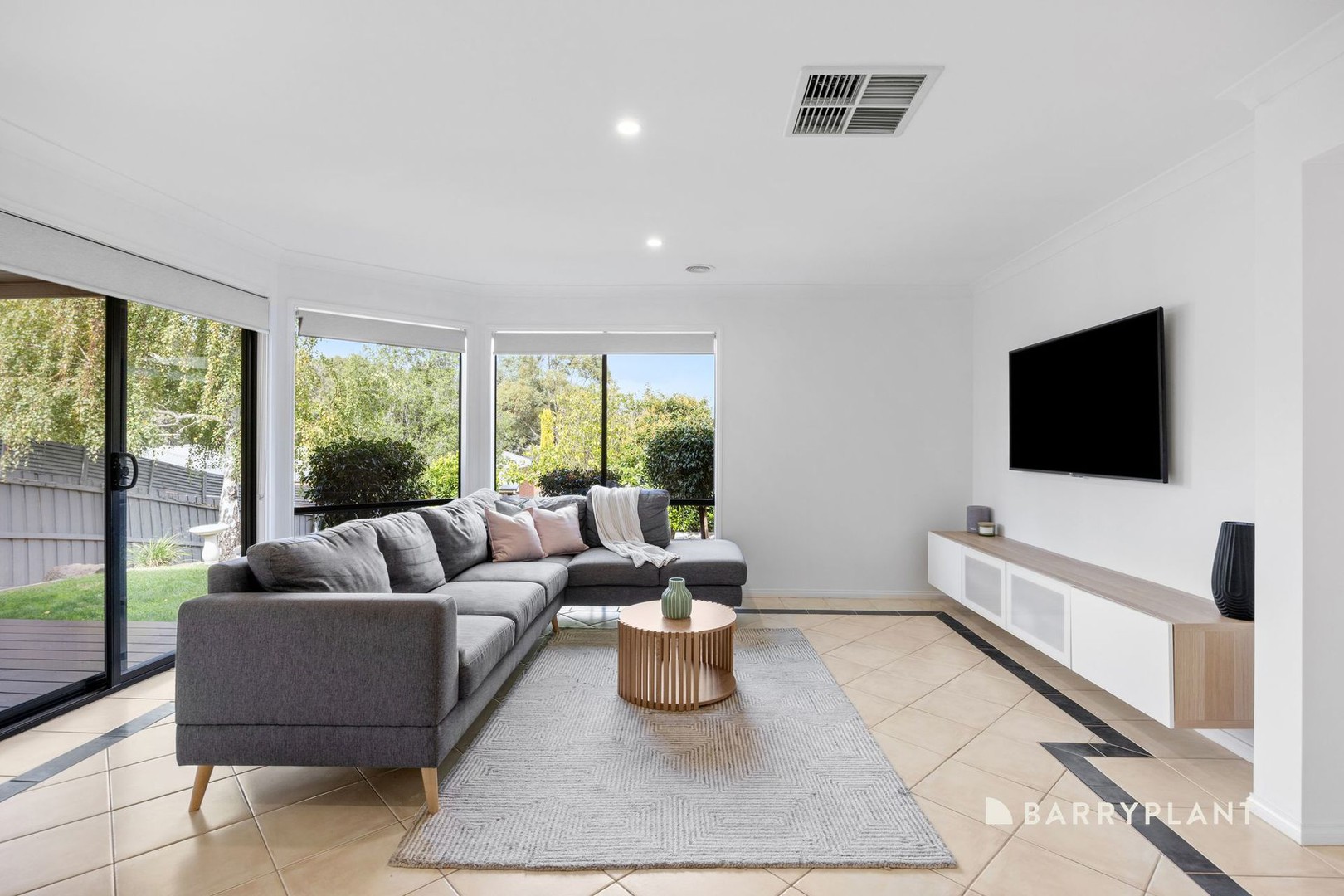18 Plover Way, Whittlesea, VIC 3757, Whittlesea - Thumbnail 5