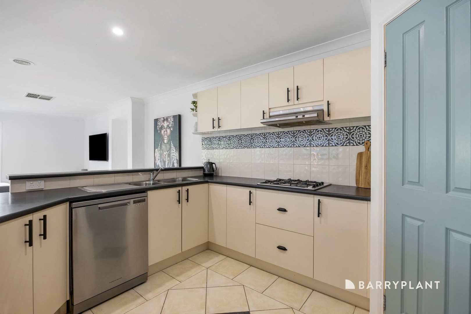 18 Plover Way, Whittlesea, VIC 3757, Whittlesea - Thumbnail 8