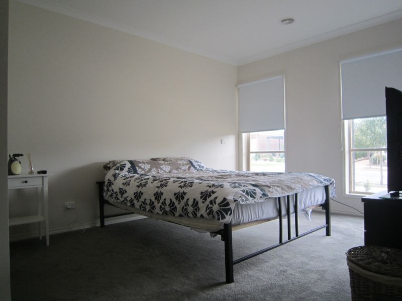 18 Powell Street, Craigieburn, VIC 3064, Craigieburn - Thumbnail 6