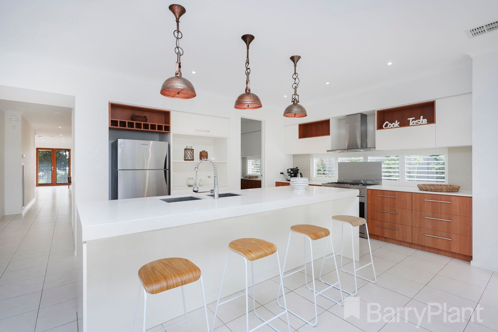 18 Precedence Drive, Craigieburn, VIC 3064, Craigieburn - Thumbnail 8