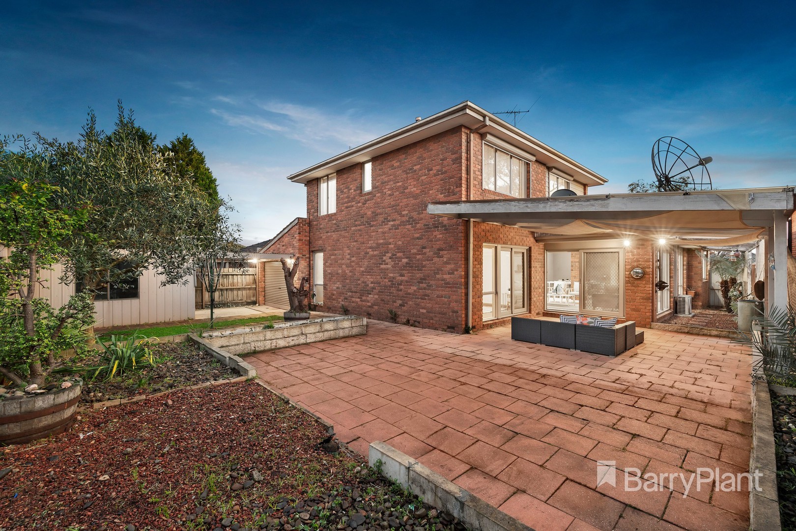 18 Prince Of Wales Avenue, Mill Park, VIC 3082, Mill Park - Thumbnail 8