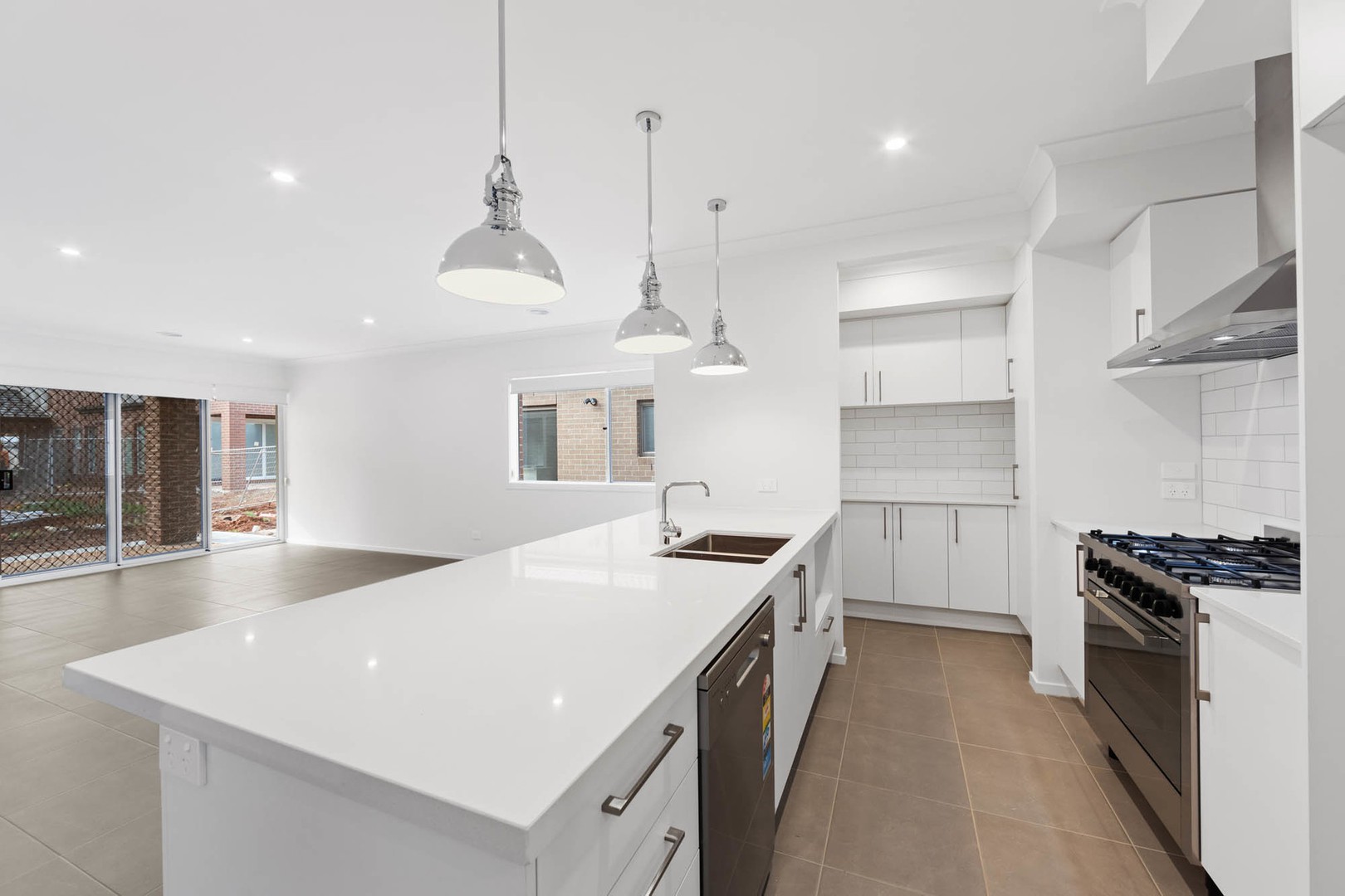 18 Ranelagh Avenue, Strathtulloh, VIC 3338 - Thumbnail 2 - 07/01/2026