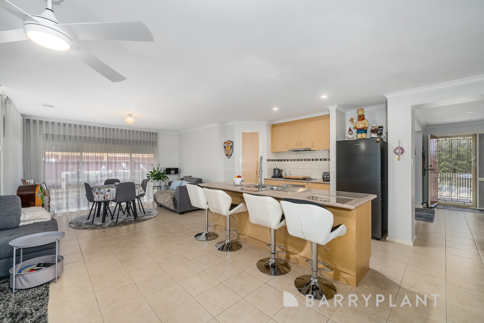 18 Ranfurlie Circuit, Melton West, VIC 3337, Melton West - Thumbnail 3