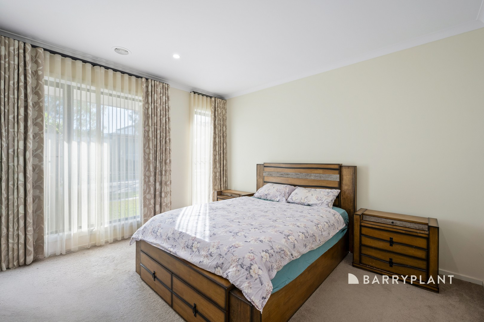 18 Revelstoke Crescent, Pakenham, VIC 3810, Pakenham - Thumbnail 6